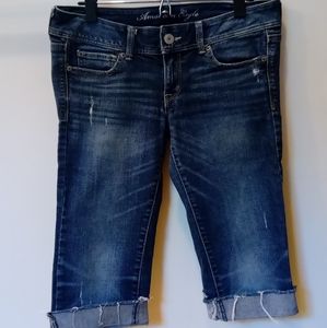 American Eagle Capri length cutoffs
